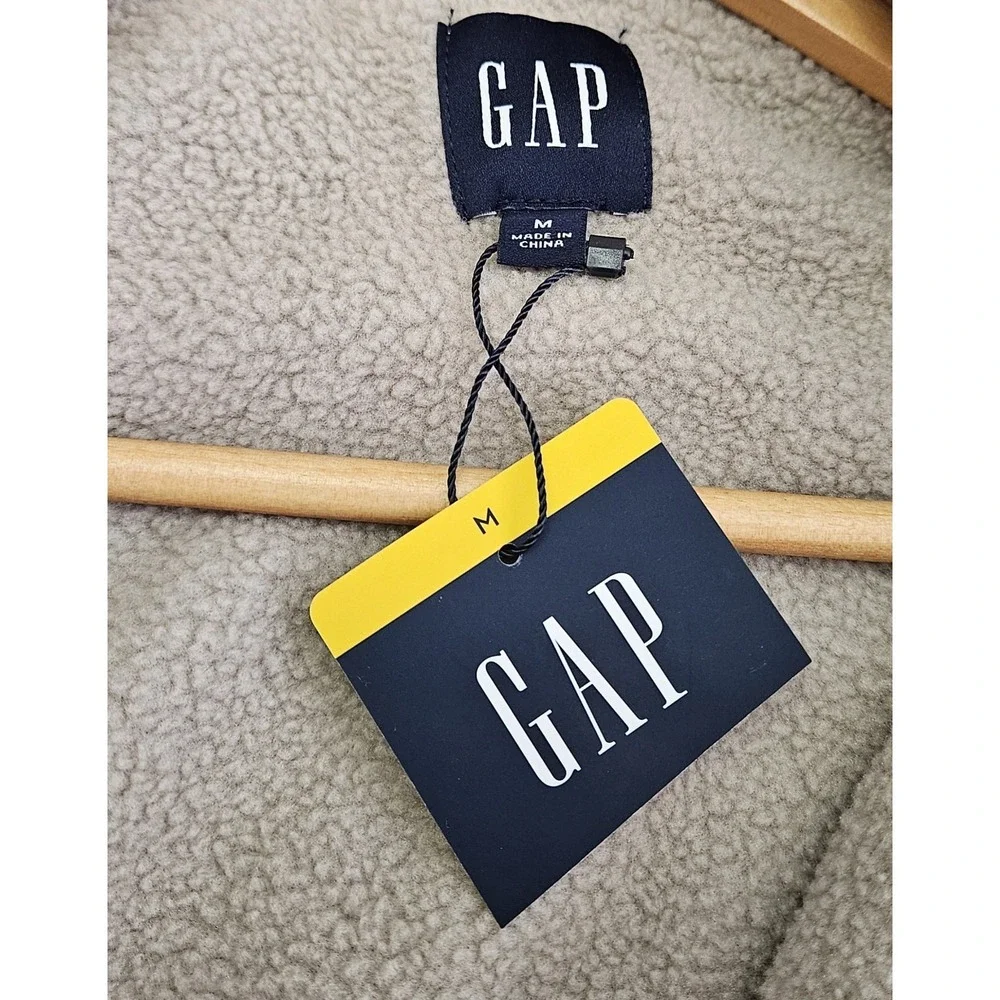 *NEW w/Tags GAP Men's Size Medium Half Zip Fleece Pullover Beige/Quail Pockets - Picture 5 of 8